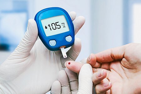 5 Surprising Symptoms of Glucose Spikes In People with Diabetes